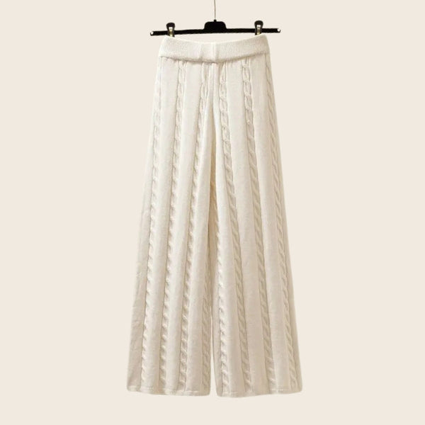 Zestaw damski 3-częściowy | Ciepły komplet z golfem, spodniami i kamizelką