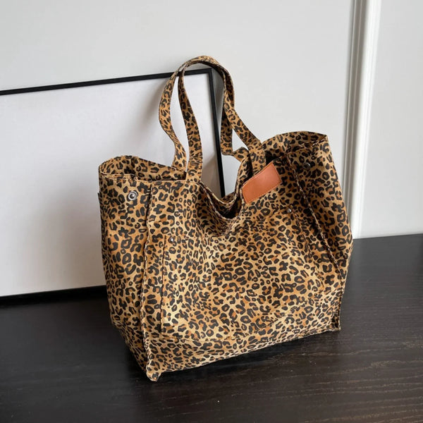 Damska torba shopper w panterkę — nowoczesny design i funkcjonalność
